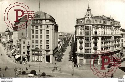 LEÓN. AVENIDA DEL PADRE ISLA