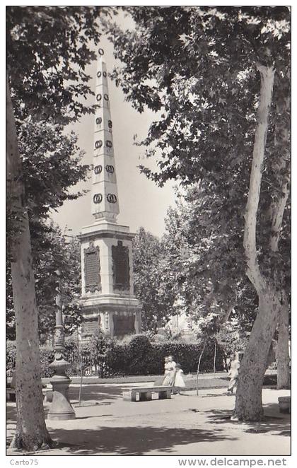 Espagne - Malaga / Obelisco a Torrijos Plaza de la Merced