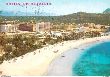 Bahia de Alcudia Playa y hoteles vista aérea