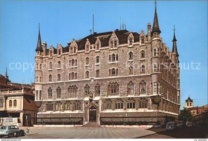 Leon Castilla y Leon Edificio de la Caja de Ahorros