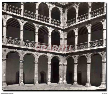 CPA Valladolid College de Sainte Croix Cour