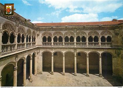 CPM Valladolid cour en Gregorio Musee National d'Esculpture