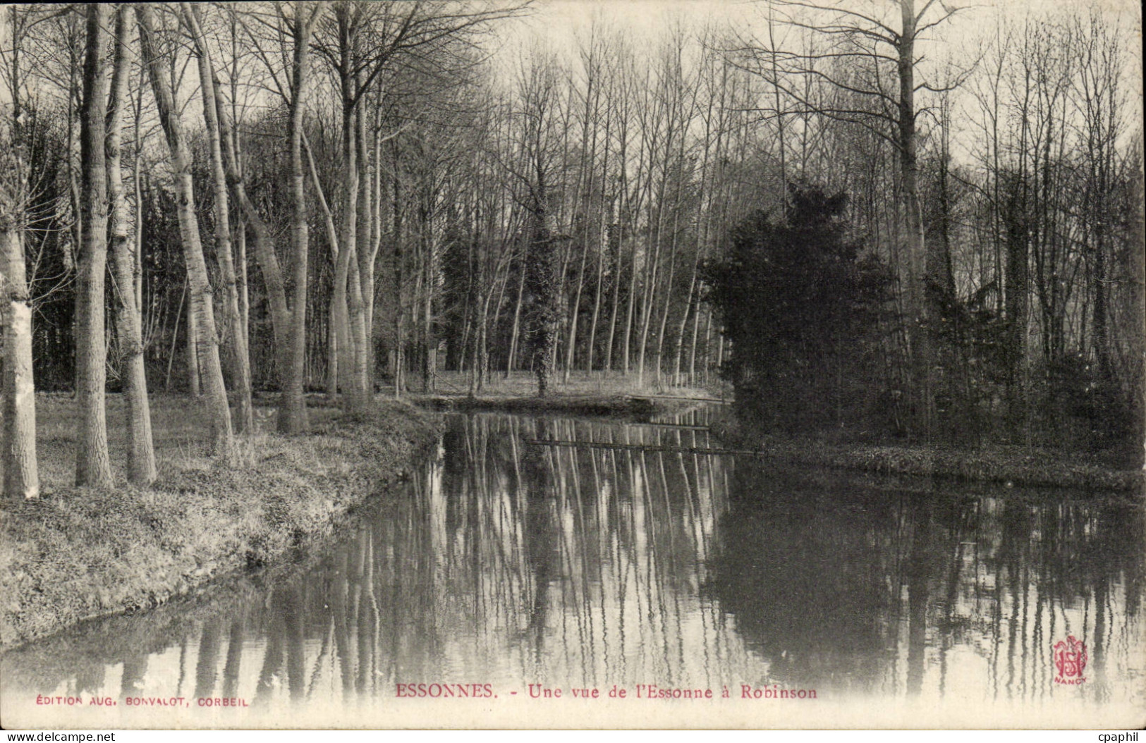 Essonnes CPA Une vue de l'Essonne a Robinson