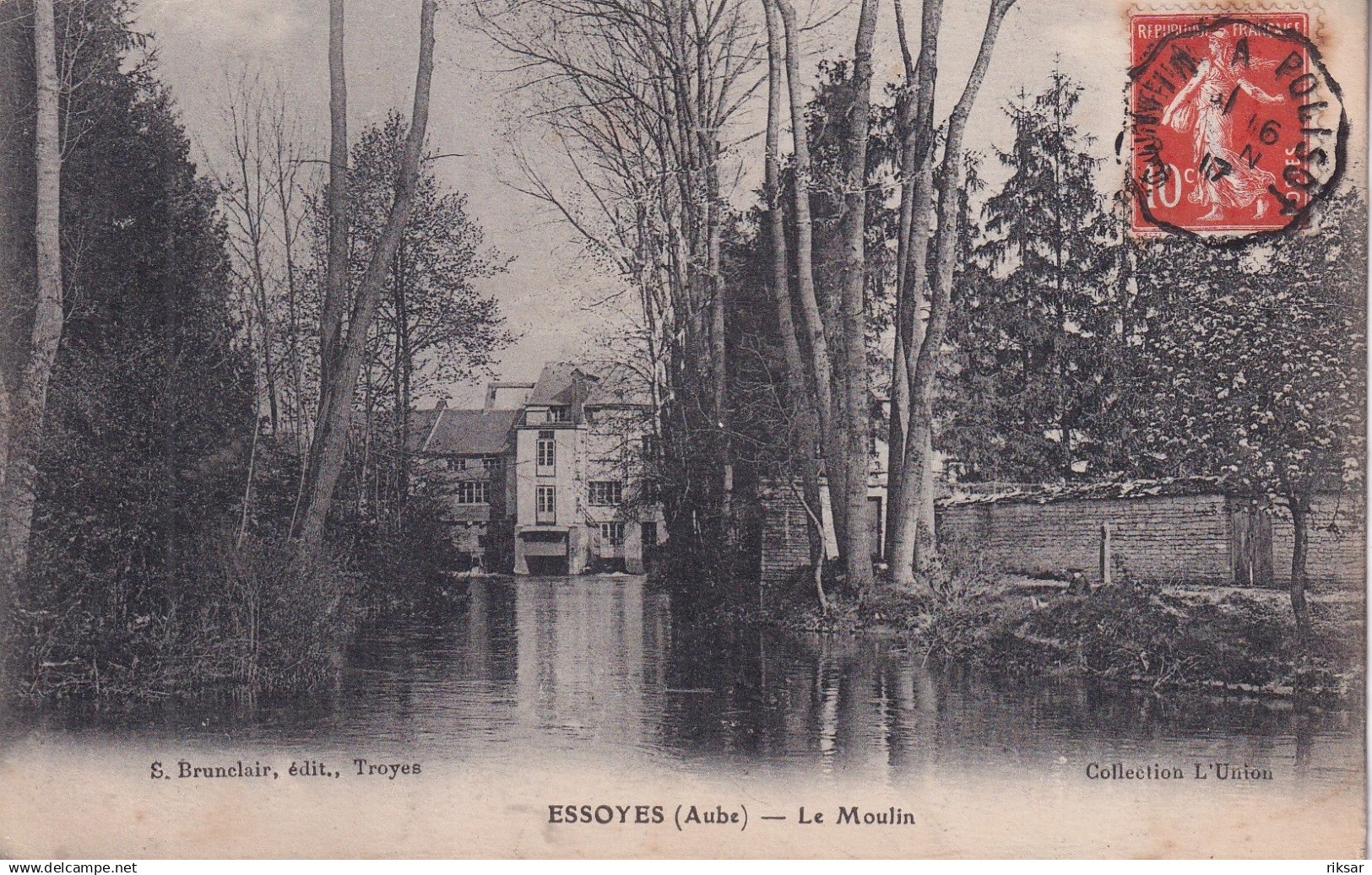 ESSOYES(MOULIN) ARBRE