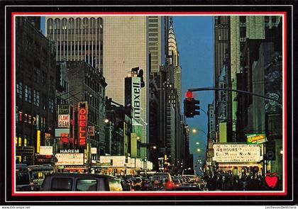 ETATS UNIS - New York - Time Square - Bâtiment - Flèche - Panneau - Publicité - Voiture - Animé - Carte postale