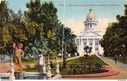 B519 US Court House and Fountain Fresno California vintage postcard