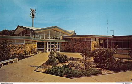 B532 US Delaware Turnpike Marriott Hot Shoppes Restaurant postcard