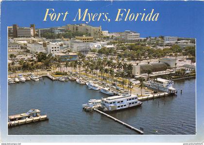 US13 USA FL Fort Myers Florida aerial view harbour with ships 1991