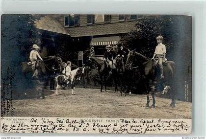 10669175 - Roosevelt Family  vor dem Ausritt Stempel : Bayville