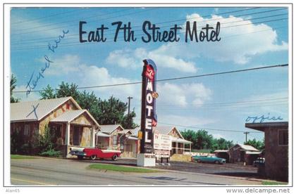 Joplin Missori Route 66 Lodging, East 7th Street Motel, Auto, c1960s Vintage Postcard