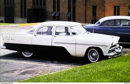 ► PLYMOUTH  Savoy Sedan 1956  (Litho in U.S.A.)