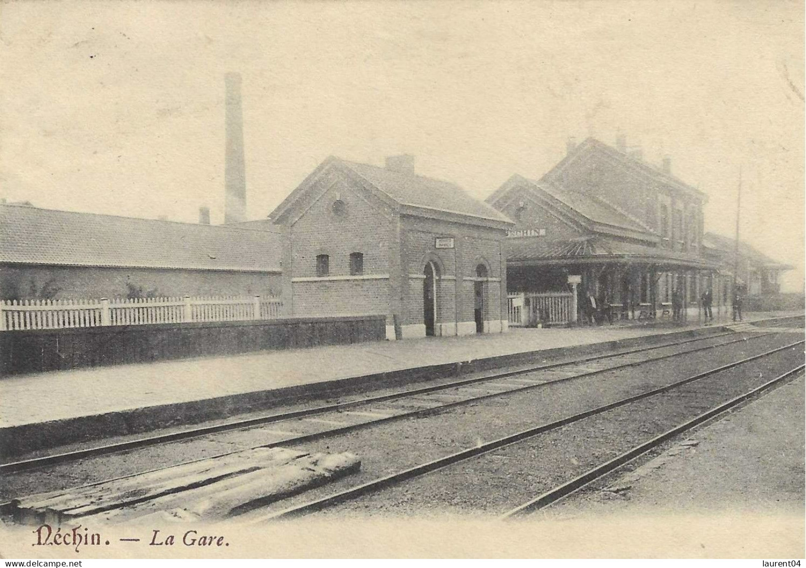 ESTAIMPUIS. NECHIN.  LA GARE. ANIMATION.