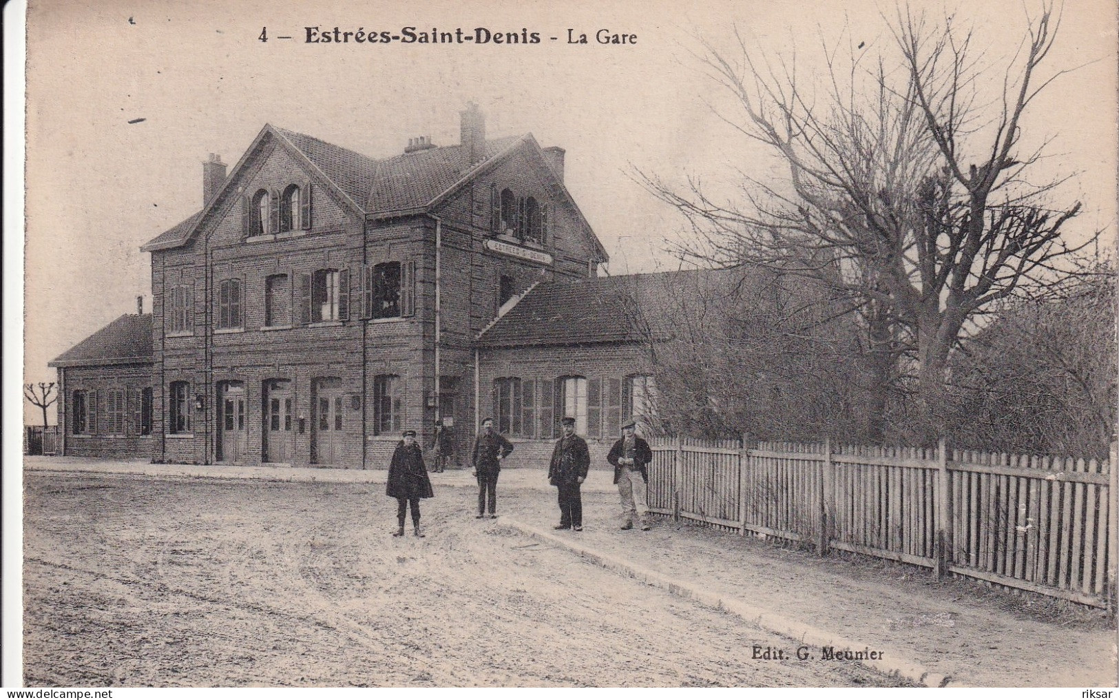ESTREES SAINT DENIS(GARE)