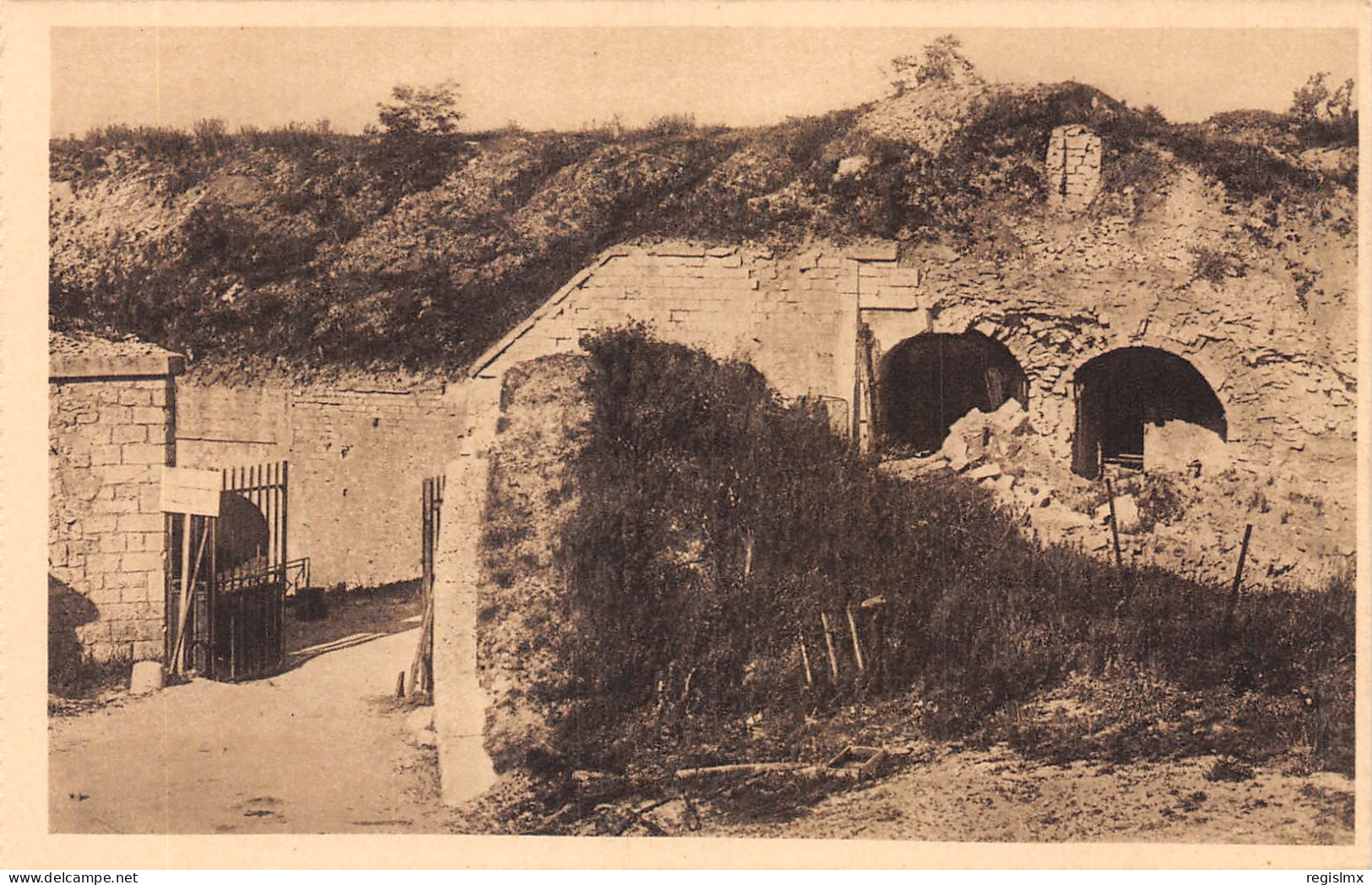 ET-SUISSE TAVANNES-N°T2227-A/0343