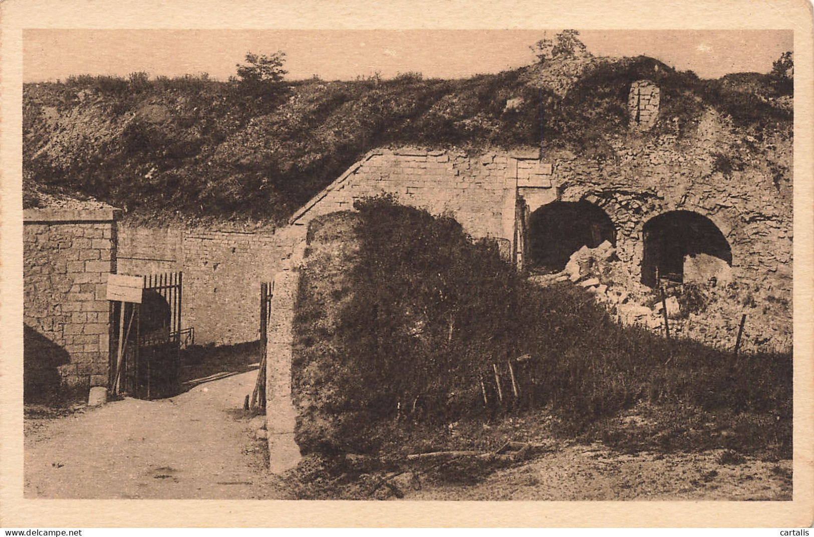 ET-SUISSE TAVANNES-N°T5251-A/0083