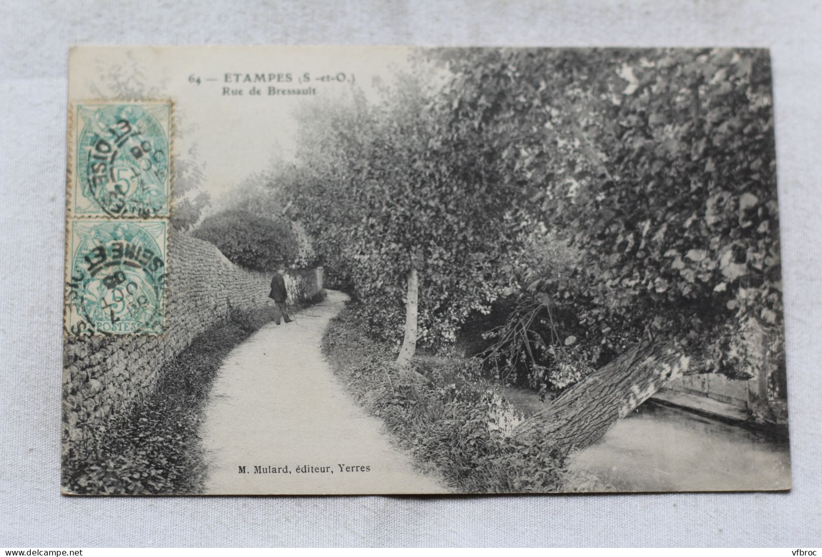 Etampes, rue de Bressault, Essonne 91