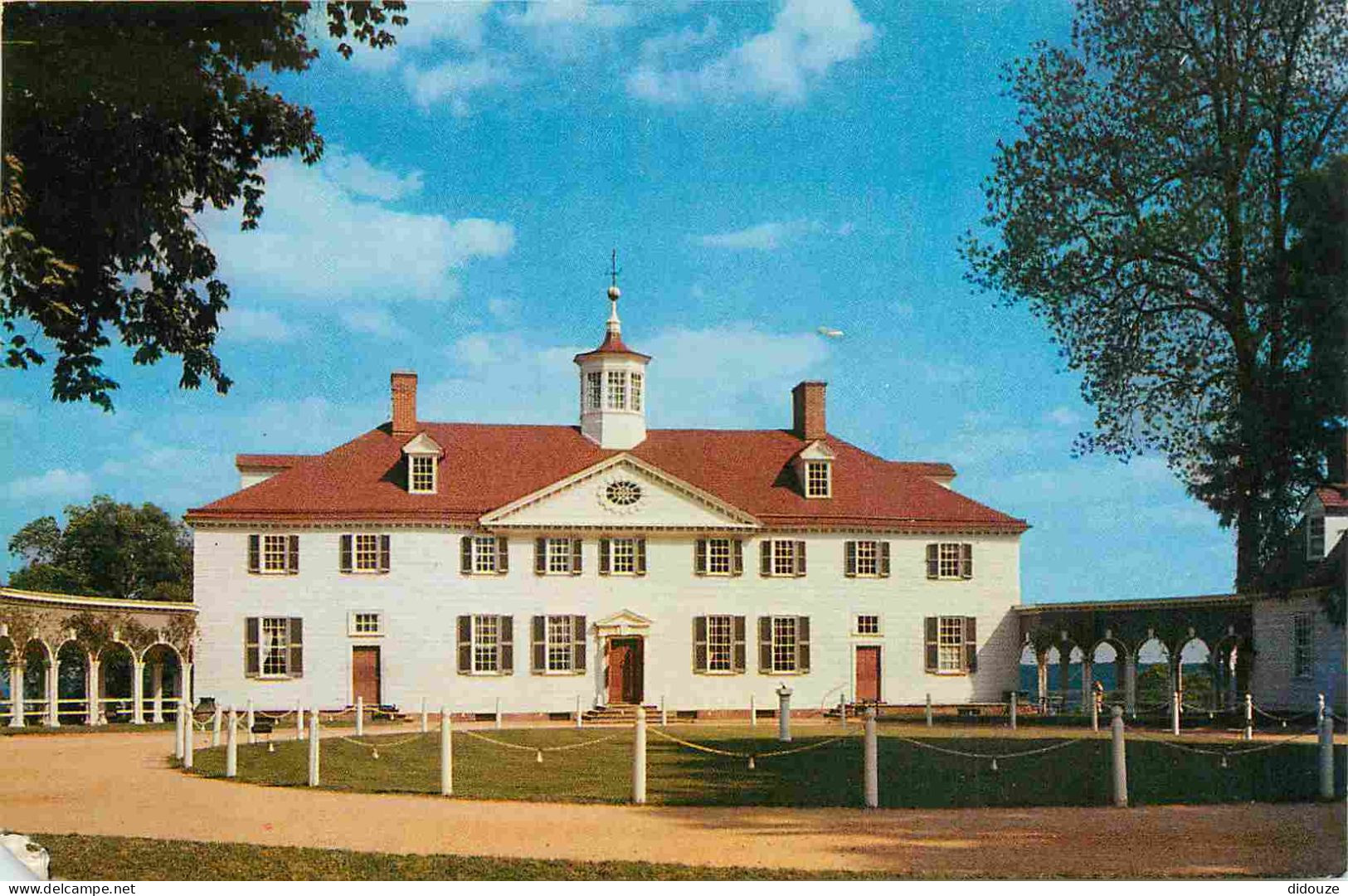 Etats-Unis - Mount vernon - West front of mount vernon - mount vernon is owned and maintained by the mount vernon ladies
