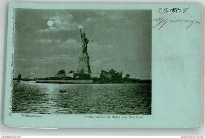 38247632 - New York City