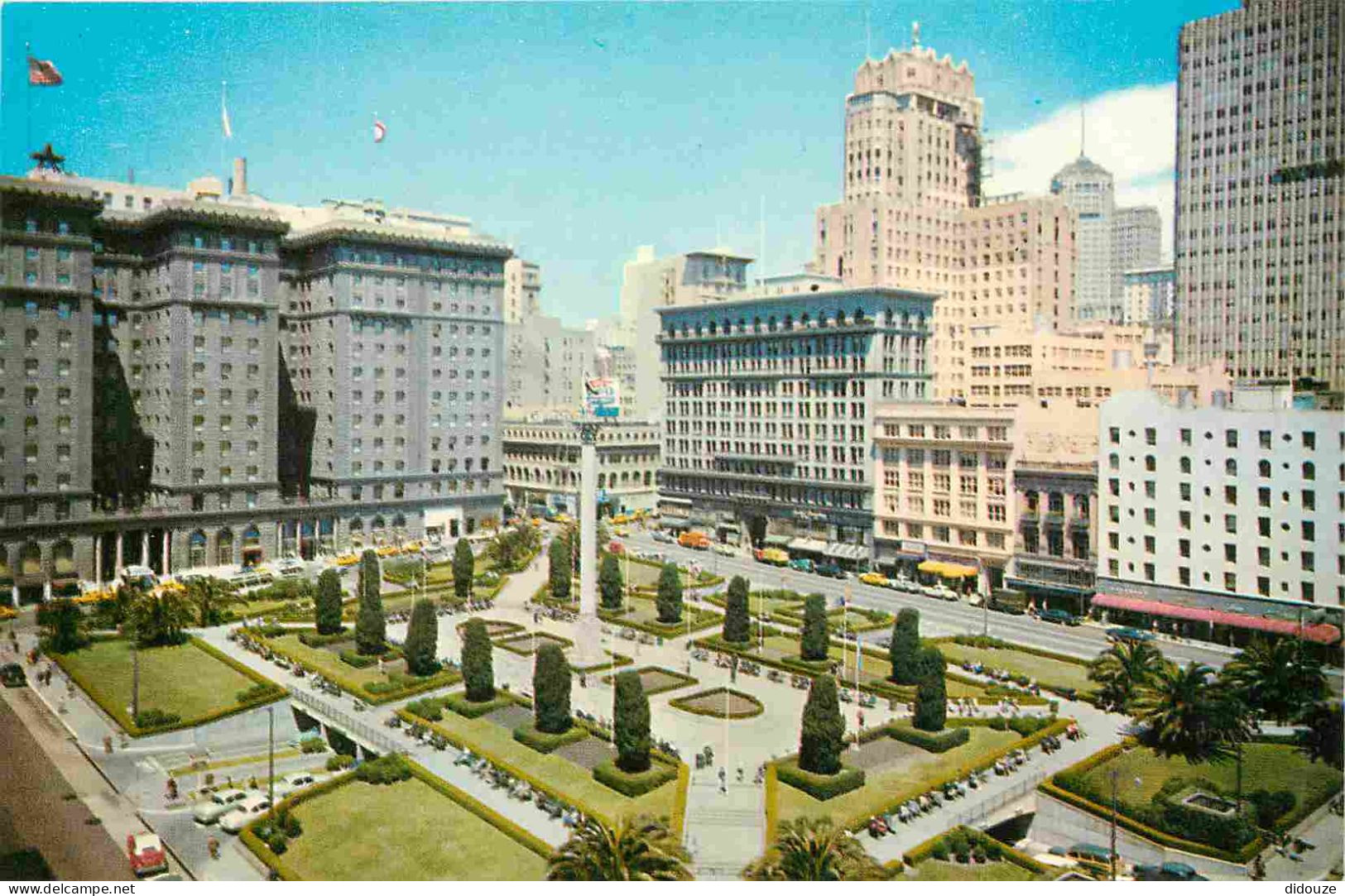 Etats-Unis - San Francisco - union square - occupying a full square block in downtown san francisco union square is a gr