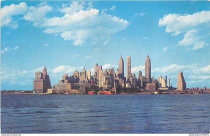 US4 US NY New York skyline entrance to NY harbor