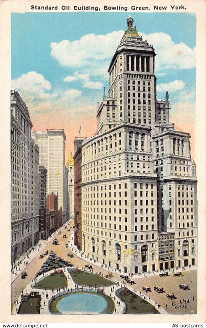 B535 US Standard Oil Building Bowling Green New York vintage postcard