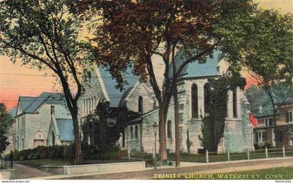 Waterbury Connecticut Trinity-Church Kirche Steinkirche Baeume Neugotik Kircheng