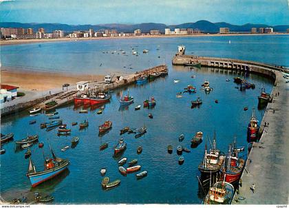 CPM Laredo Le Port et la Plage
