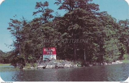 NEW YORK - Arthur Godfrey Island - Thousand Islands