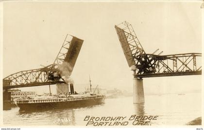 PC US, OREGON, PORTLAND, BROADWAY BRIDGE, REAL PHOTO POSTCARD (b5509)