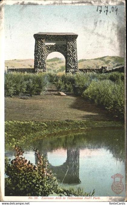 Yellowstone National Park Entrance Arch