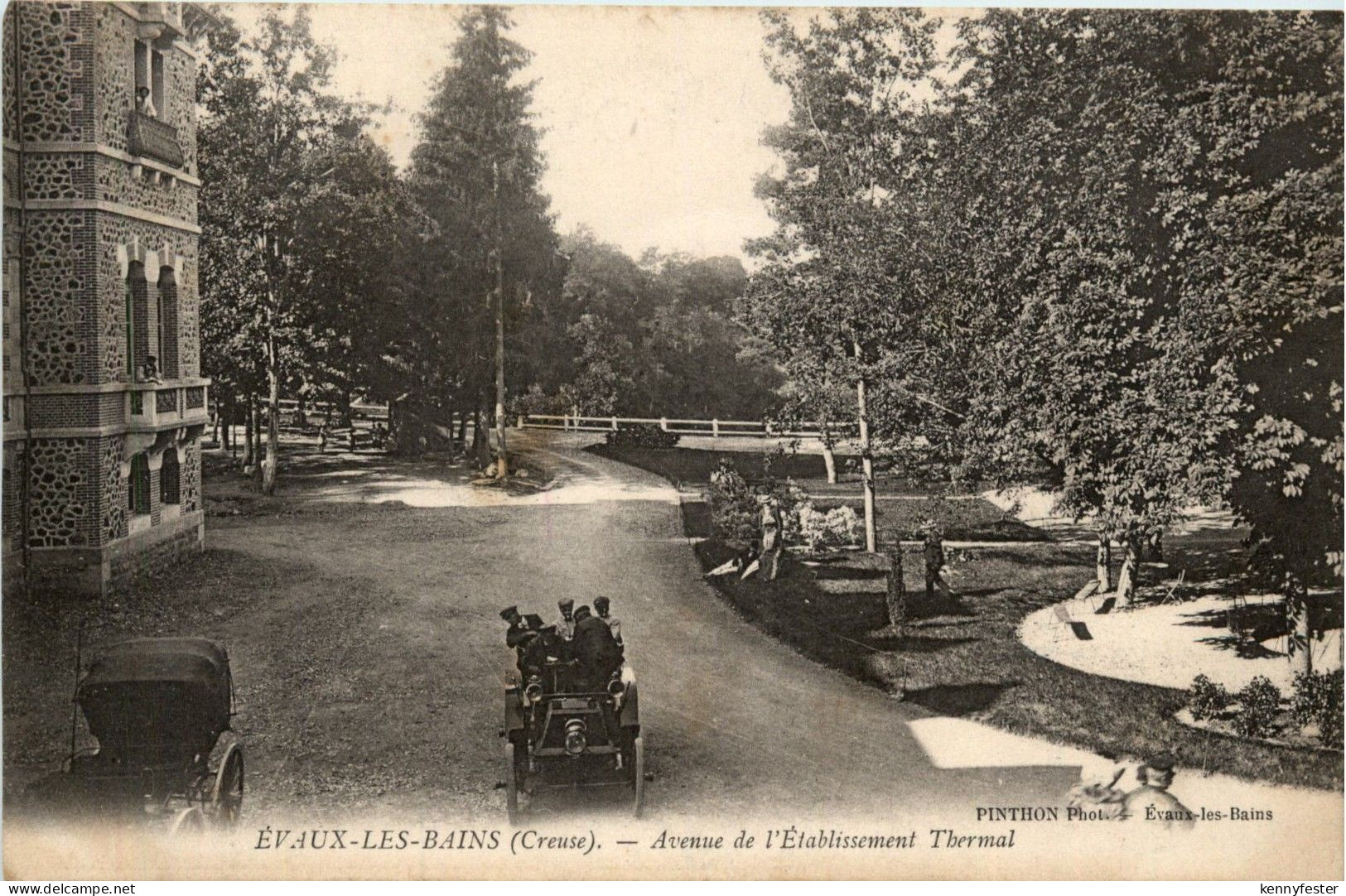 Evaux les Bains - Avenue de l Etablissement Thermal