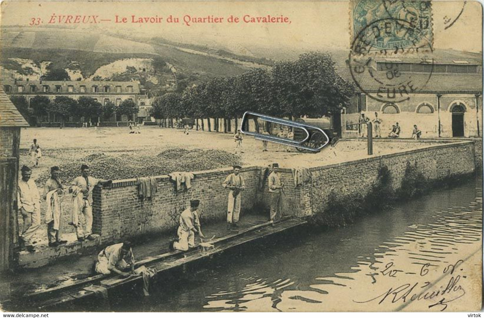 EVREUX :  Le lavoir du quartier de cavalerie
