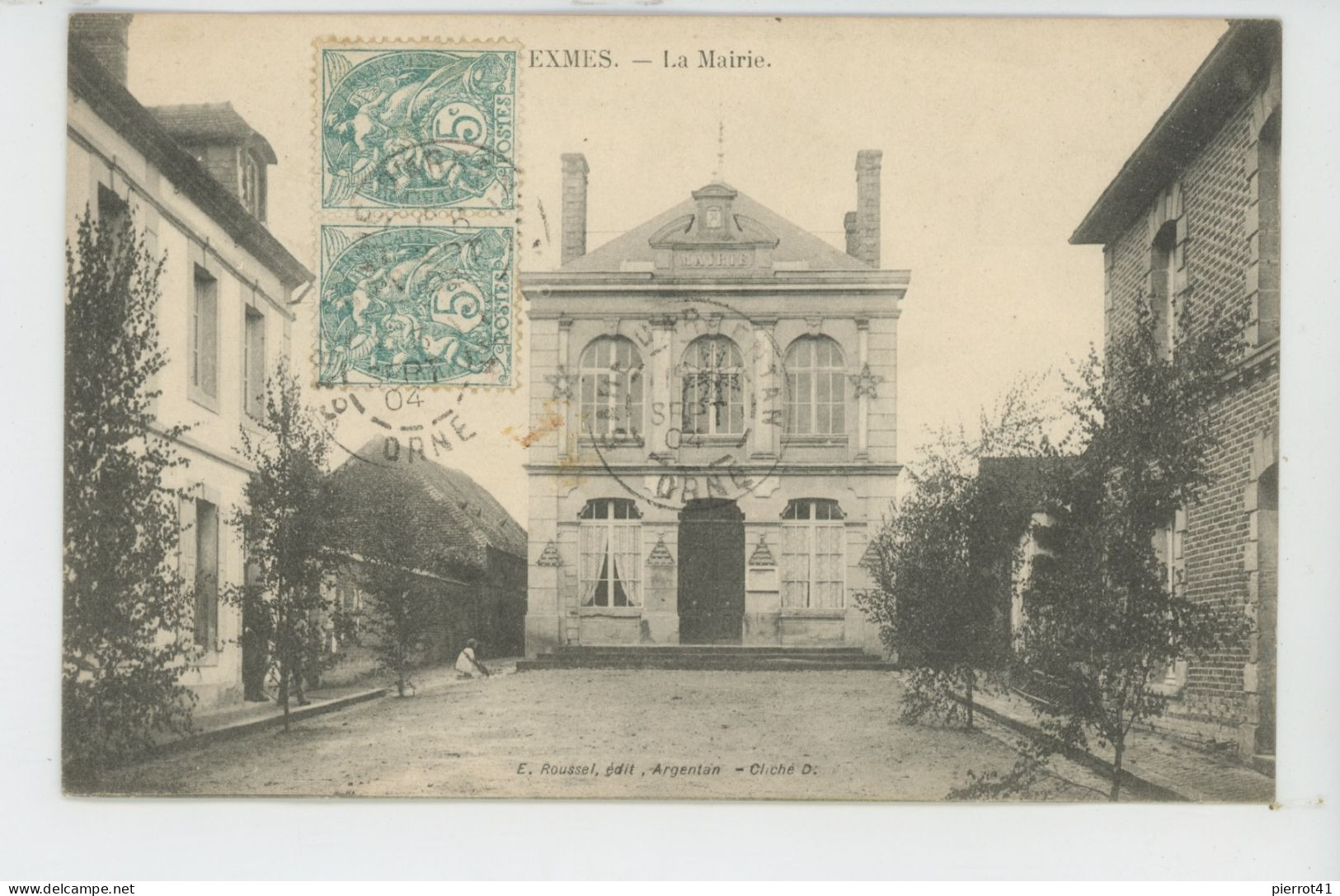 EXMES - La Mairie