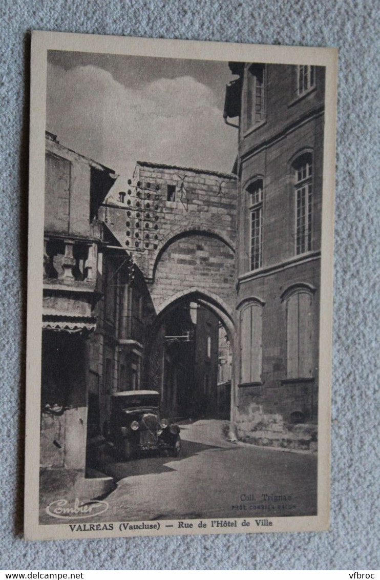 F93, Valréas, rue de l'hôtel de ville, Vaucluse 84