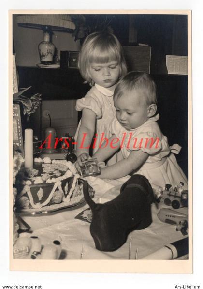 Large postcard / ROYALTY / famille grand-ducale luxembourgeoise / luxemburgische Monarchie / Tony Krier / unused