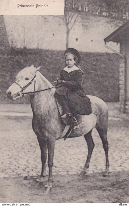 LUXEMBOURG(FAMILLE ROYALE)