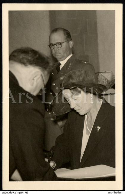 Postcard / ROYALTY / Luxembourg / Grande-duchesse Charlotte de Luxembourg / consécration basilique Echternach / 1953