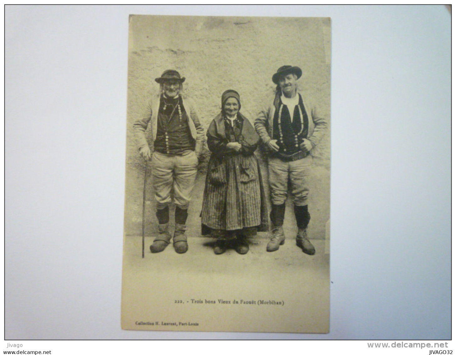FAOUËT  (Morbihan)  :  Trois bons vieux de Faouët  X