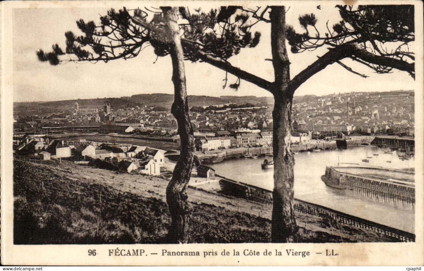 Fecamp CPA Panorama pris de la cote de la vierge