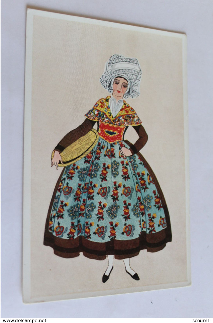 femme de frontenay rohan-rohan