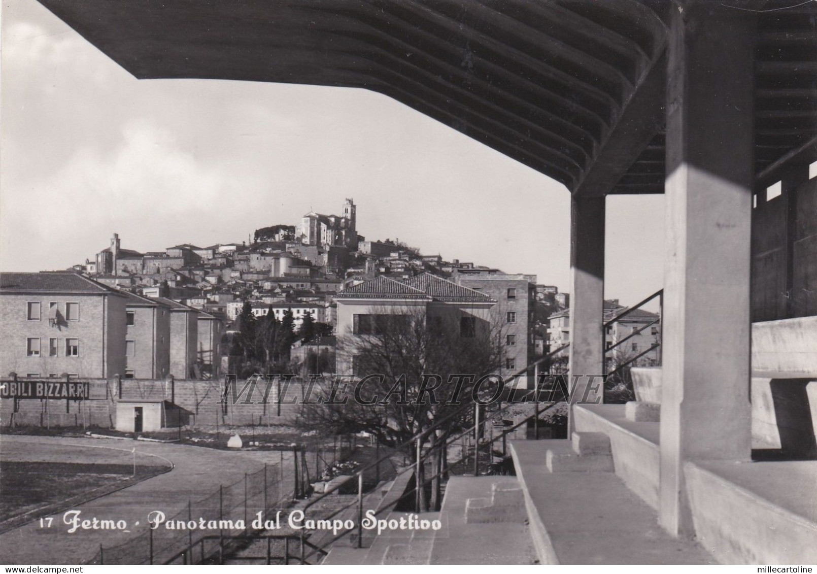 FERMO: Panorama dal Campo Sportivo