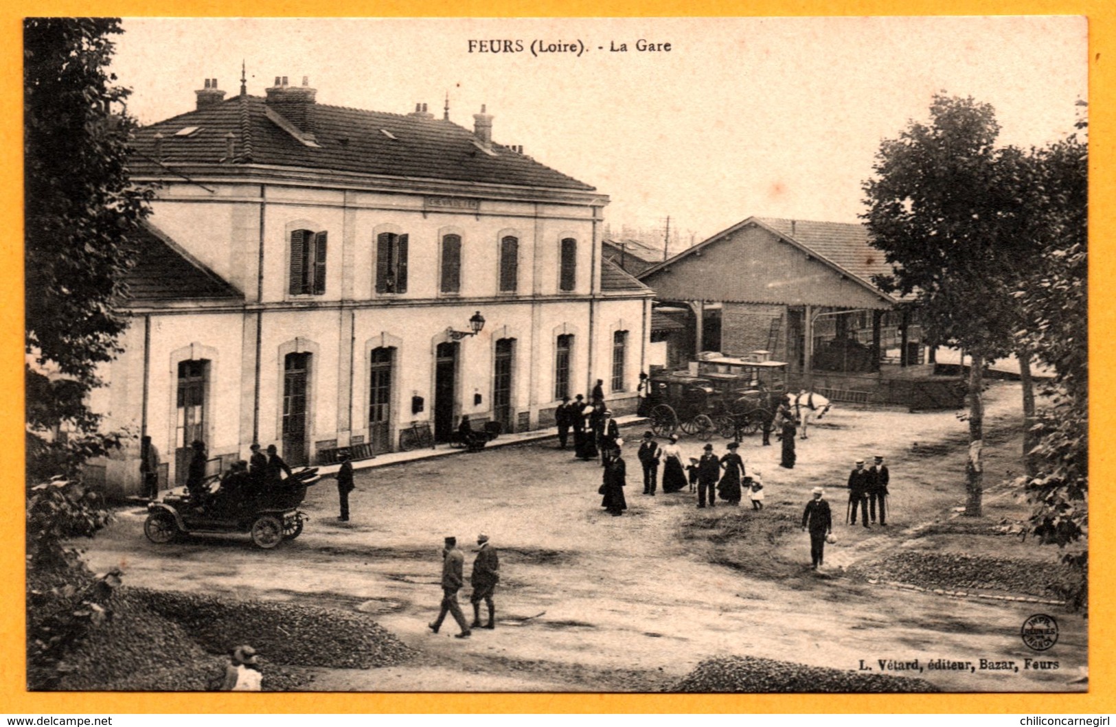 Feurs - La Gare - Vieille Voiture - Calèche - Animée - Edit. L. VETARD