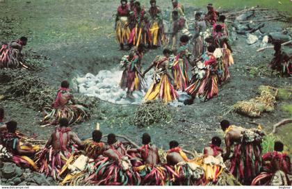 FIDJIAN FIREWALKING