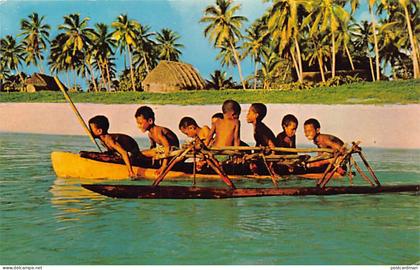 Fiji - Canoeing - Publ. Stinsons Ltd. 1079