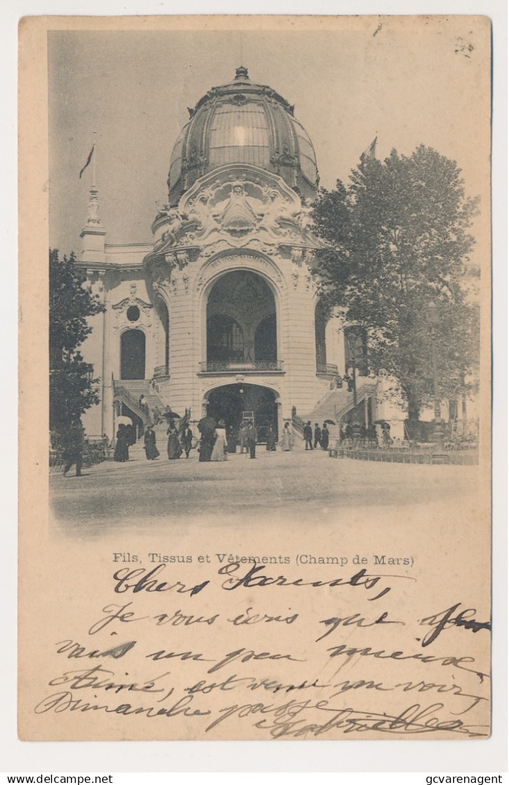 FILS TISSUS ET VETEMENTS AU CHAMP DE MARS