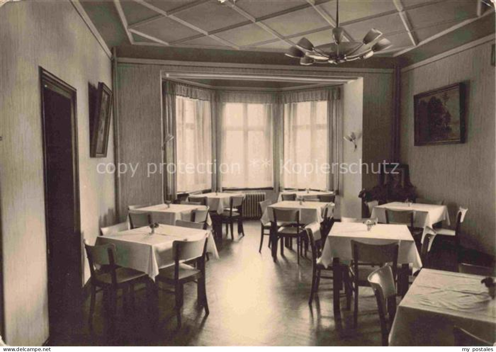 Floeha Speisesaal Restaurant Paul-Jaekel Gastraum Innenaufnahme Tische