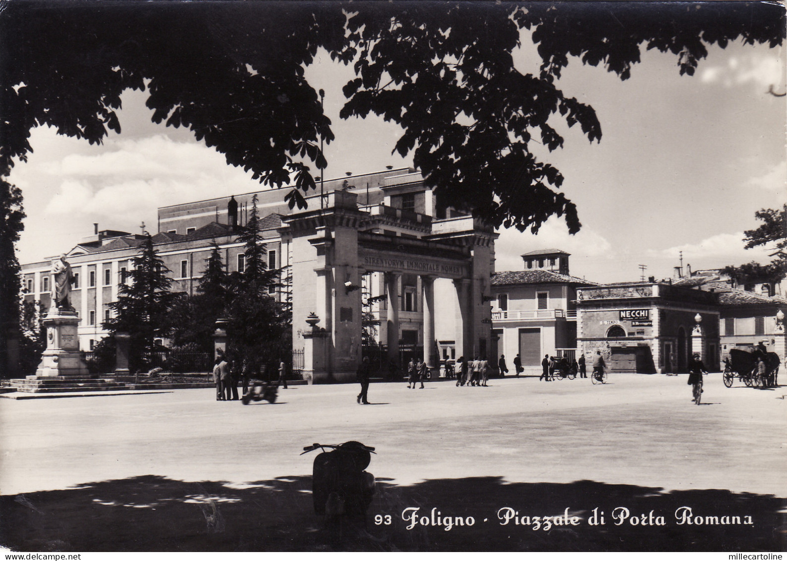 #FOLIGNO: PIAZZALE PORTA ROMANA