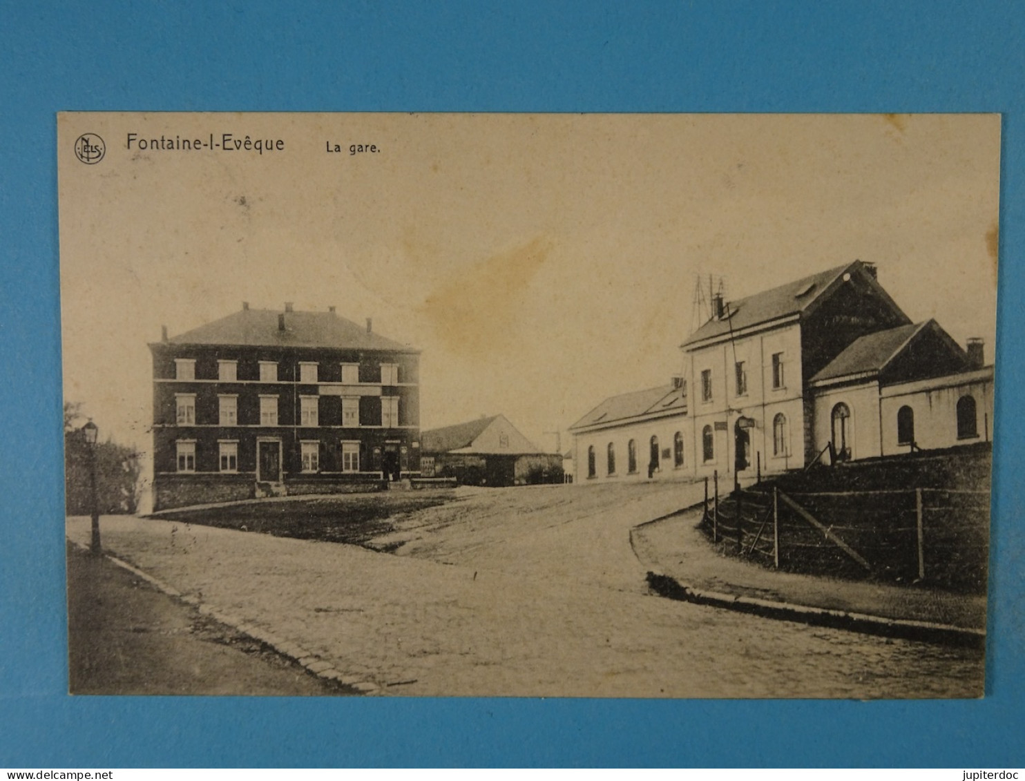 Fontaine-l'Evêque La gare