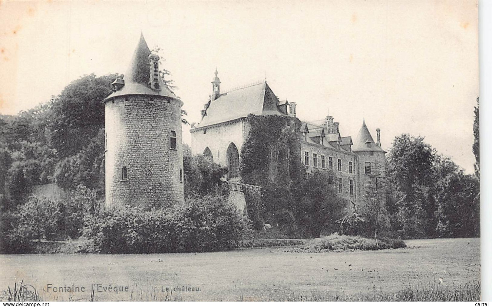 FONTAINE L'EVÊQUE - Le château.
