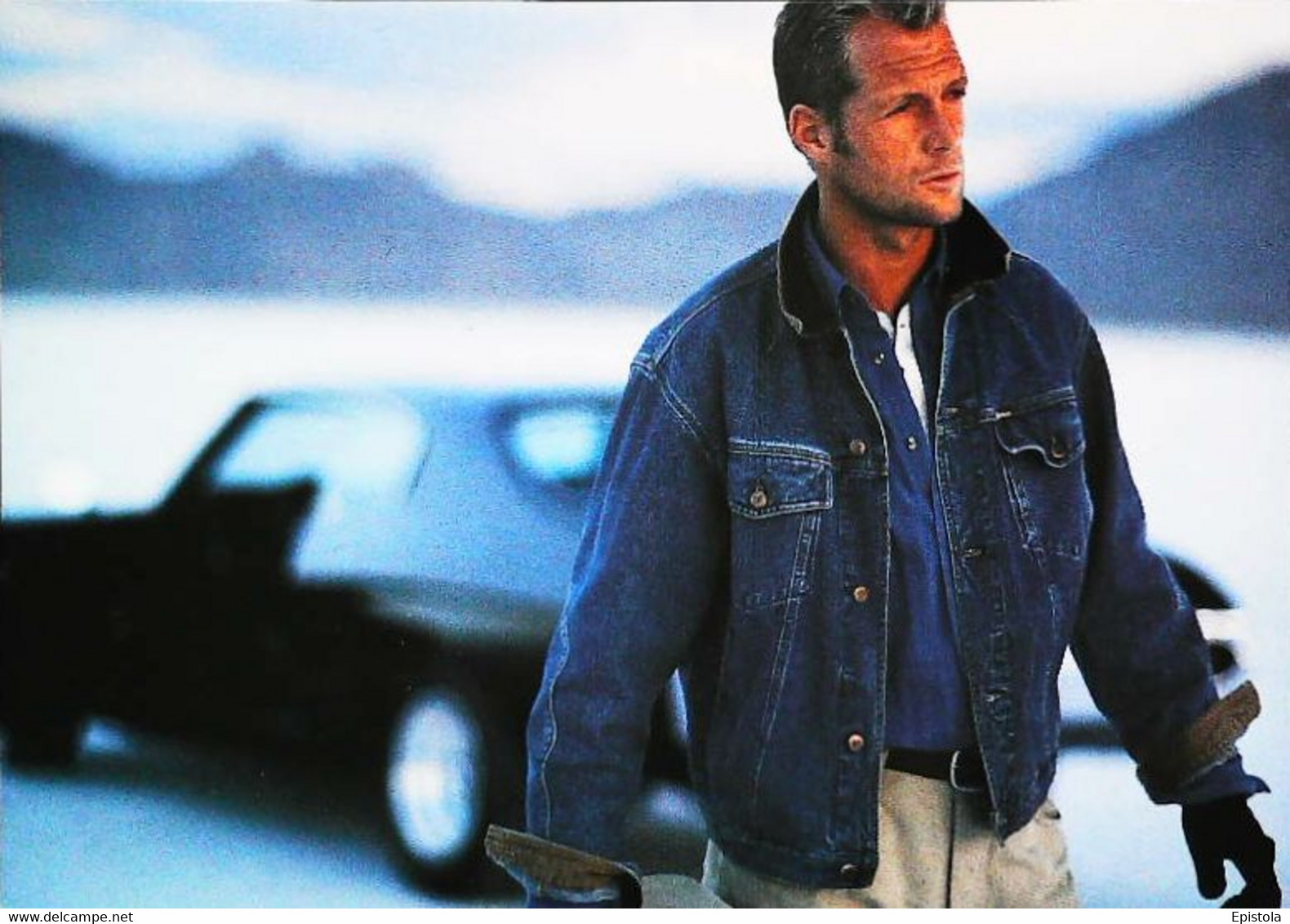 ► FORD mustang - Publicité Malboro